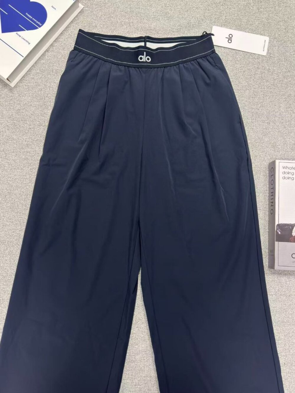 Brand New ALO Yoga Suit Up Trouser Navy Blue (Regular 30 inches) Size S